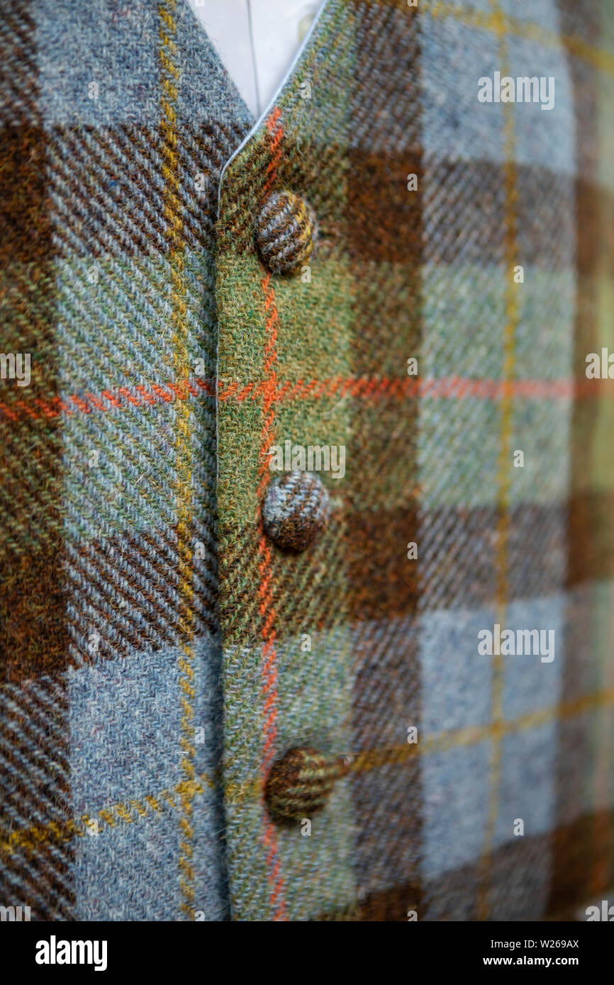 Harris tweed fashion hi-res stock photography and images - Alamy