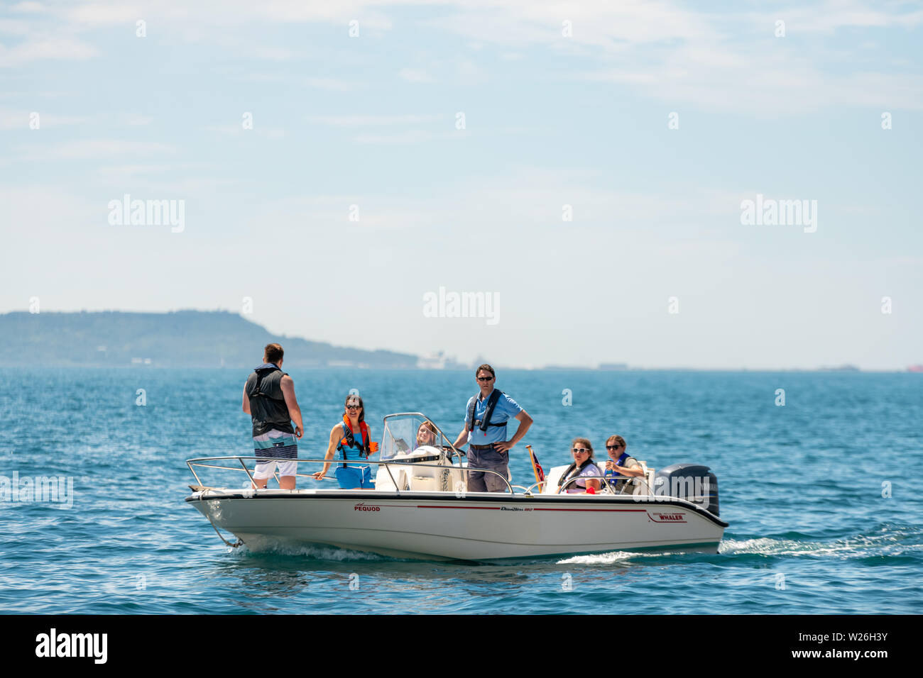 Dorset Coast, UK. 7 July 2019 Visitors enjoying water sports in the