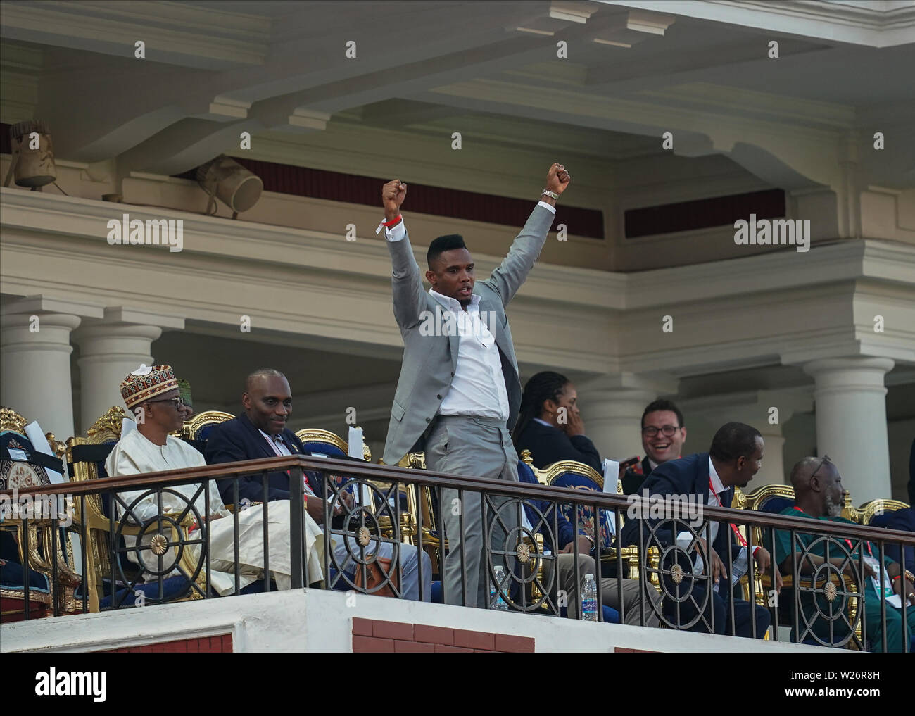 Alexandria, Egypt. 6th July 2019. FRANCE OUT July 6, 2019: Samuel Eto'o, former Cameroon player celebrating cameroon scoring to 2-1 during the 2019 African Cup of Nations match between Cameroon and Nigeria at the Alexanddria Stadium in Alexandria, Egypt. Ulrik Pedersen/CSM. Stock Photo