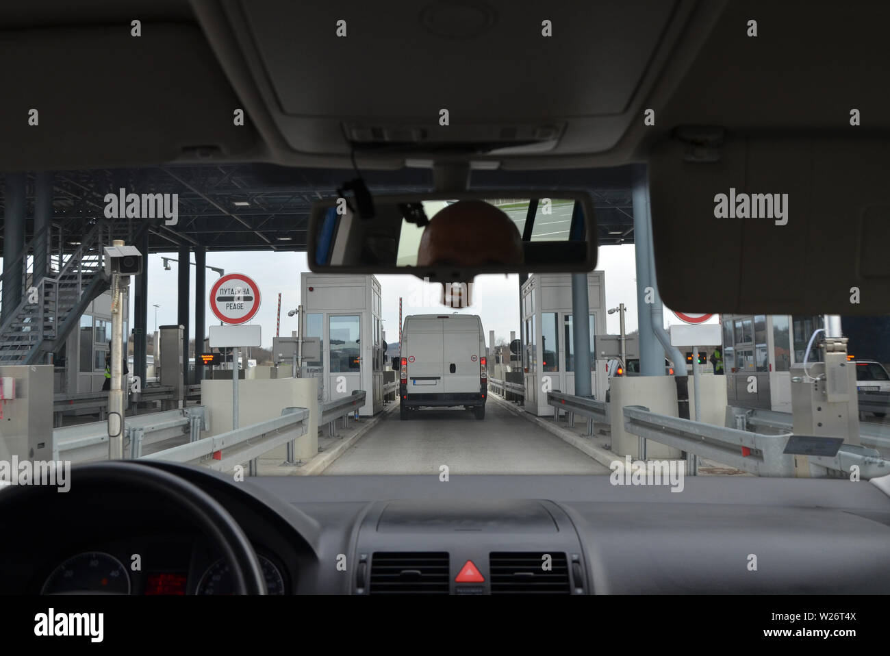 Toll booth car money hi-res stock photography and images - Alamy