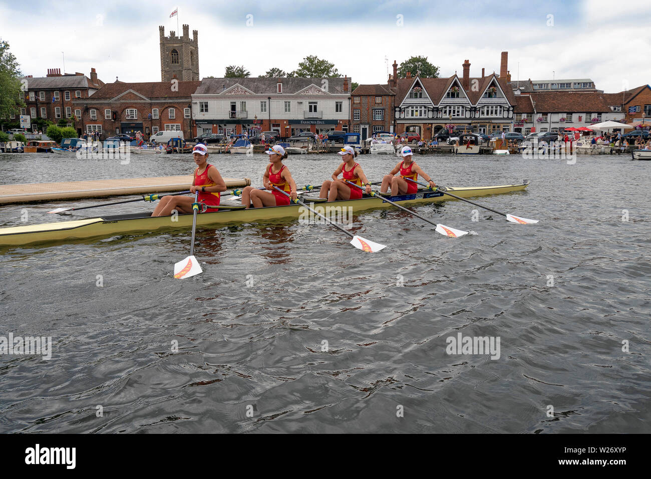 Henley Royal Regatta  Semi Finals  -The Chinese National Rowing Team leave  the pontoon  for  their race in the Princess Grace Challenge Cup semi finals against the  Advanced Rowing Initiative of the Northeast, U.S.A.    Credit Gary Bake/Alamy Live Stock Photo