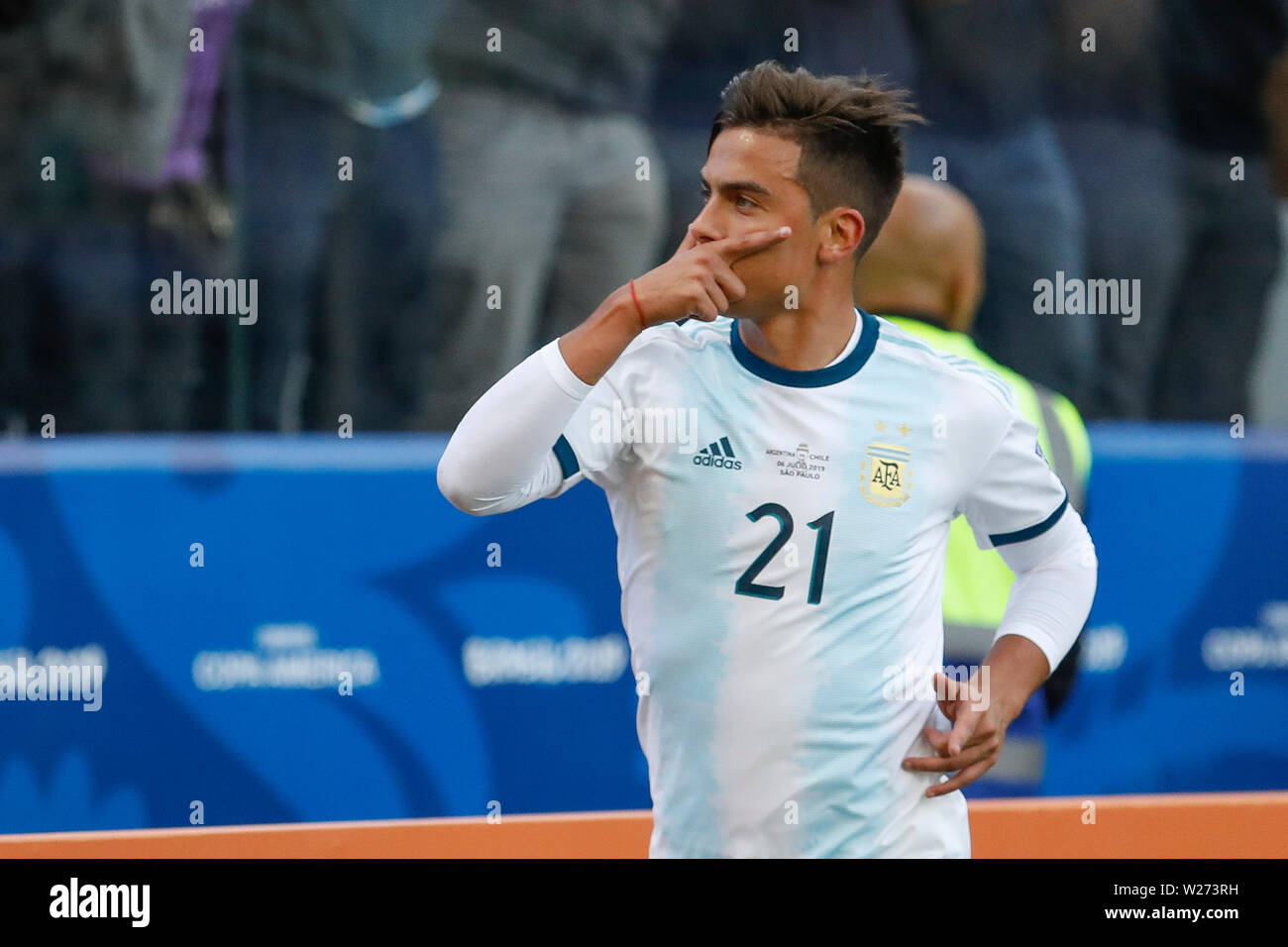 Argentina Vs Chili / Argentina Chile Live Score Video Stream And H2h Results Sofascore : Argentina are set to open their 2021 copa america campaign on monday, 14th june we will have the full match highlights of argentina vs chile right here after the game is over.