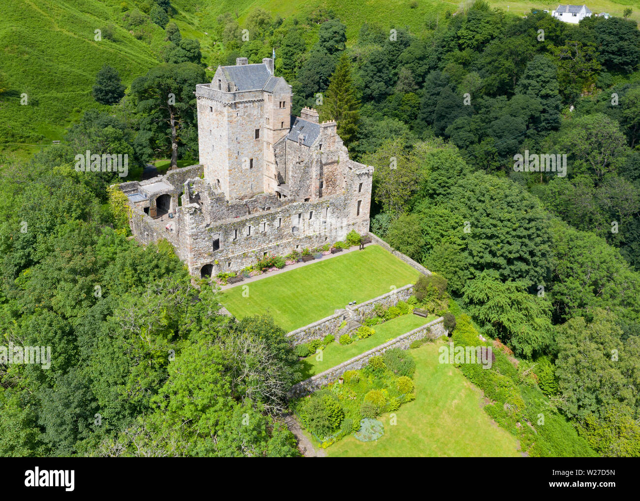 Aerial castle hi-res stock photography and images - Alamy