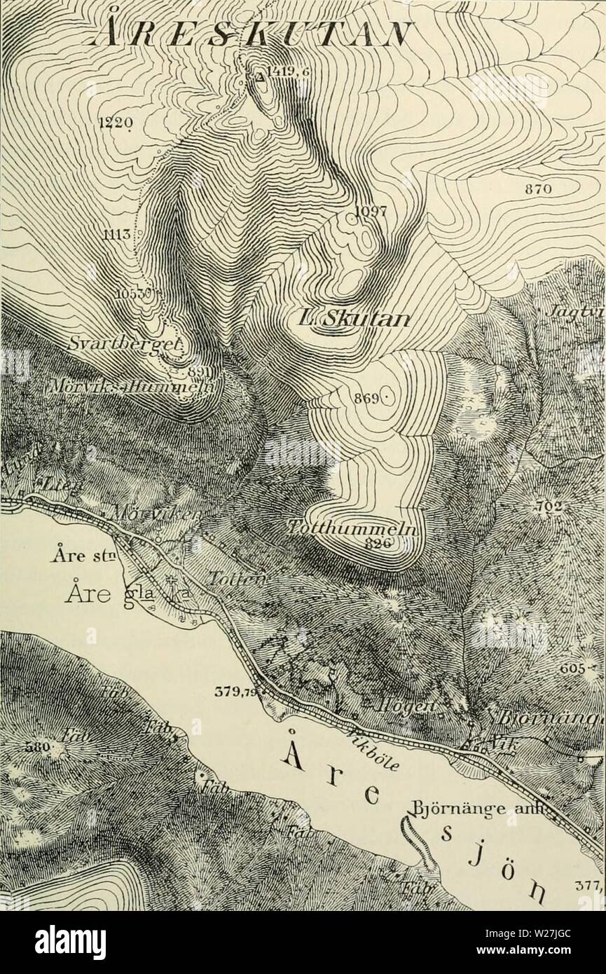 Archive image from page 284 of Den norrländska florans geografiska. Den norrländska florans : geografiska fördelning och invandringshistoria ; med särskild hänsyn till dess sydskandinaviskar arter dennorrlndskaf00ande Year: 1912 SYDBERG I à NGERMANLAND, MEDELPAD OCH JÃMTLAND 267 E. Henning 1889 (122). NÃ¥got nytt af betydelse torde dock knappast där under senare Ã¥rtionden vara funnet. Den klassiska monografien öfver berget är »Beskrifning pÃ¥ Areskut- Fig. 42. à reskutan i Jämtland. Skala i : 50000. Efter generalstabens karta. fjället i Jämtland af Carl J. Hartman, Studerande Stock Photo