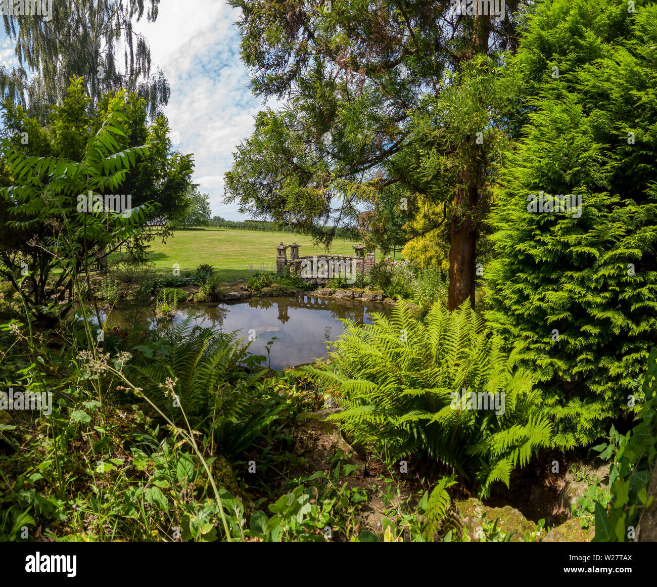 Mount ephraim gardens hires stock photography and images Alamy