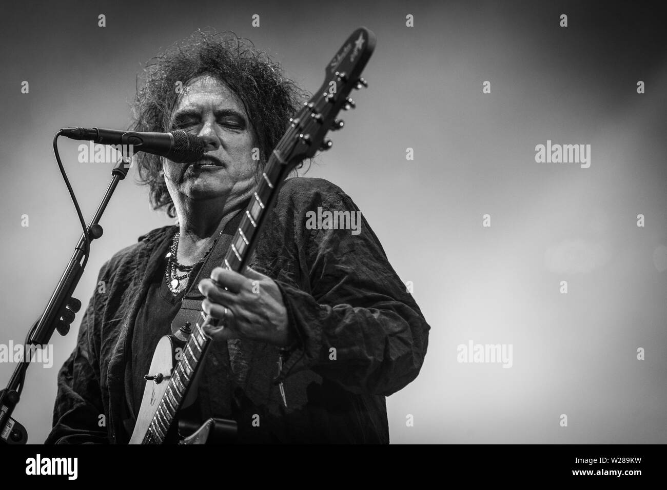 Roskilde, Denmark. 06th July, 2019. Roskilde, Denmark. July 06th, 2019. The English rock band The Cure performs a live concert during the Danish music festival Roskilde Festival 2019. Here singer, songwriter and musician Robert Smith is seen live on stage. (Photo Credit: Gonzales Photo/Alamy Live News Stock Photo
