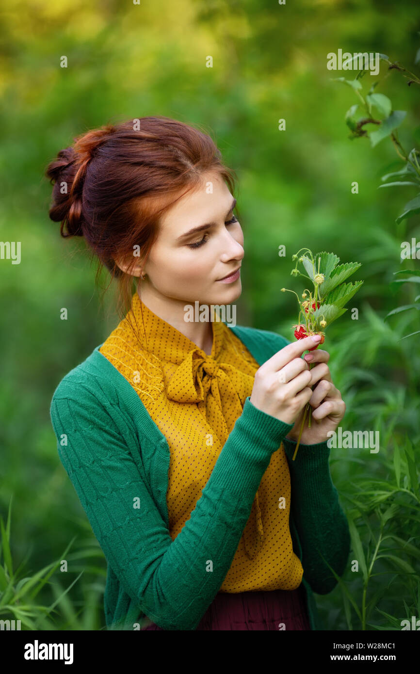 Beautiful young woman outdoors hi-res stock photography and images - Alamy