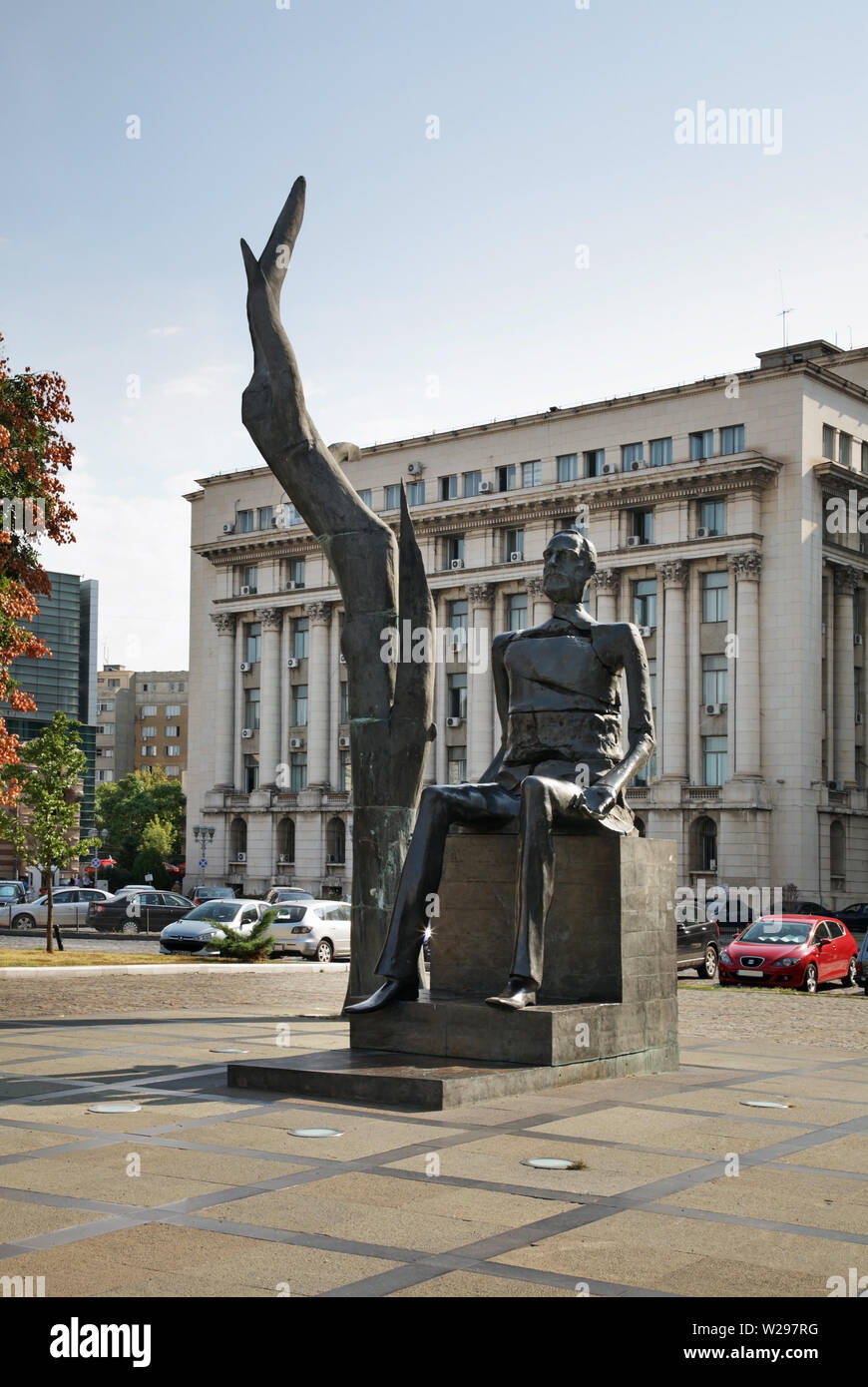 Monument to Iuliu Maniu in Bucharest. Romania Stock Photo - Alamy