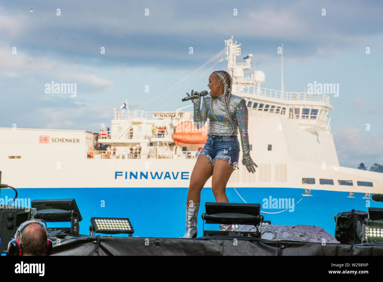 Turku, Finland. 6th July 2019. Finnish pop singer Anna Puu performs at the 50th Ruisrock Festival. (Photo: Stefan Crämer) Stock Photo