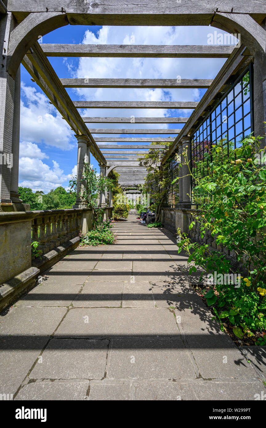 Hampstead Pergola Garden, London Stock Photo Alamy