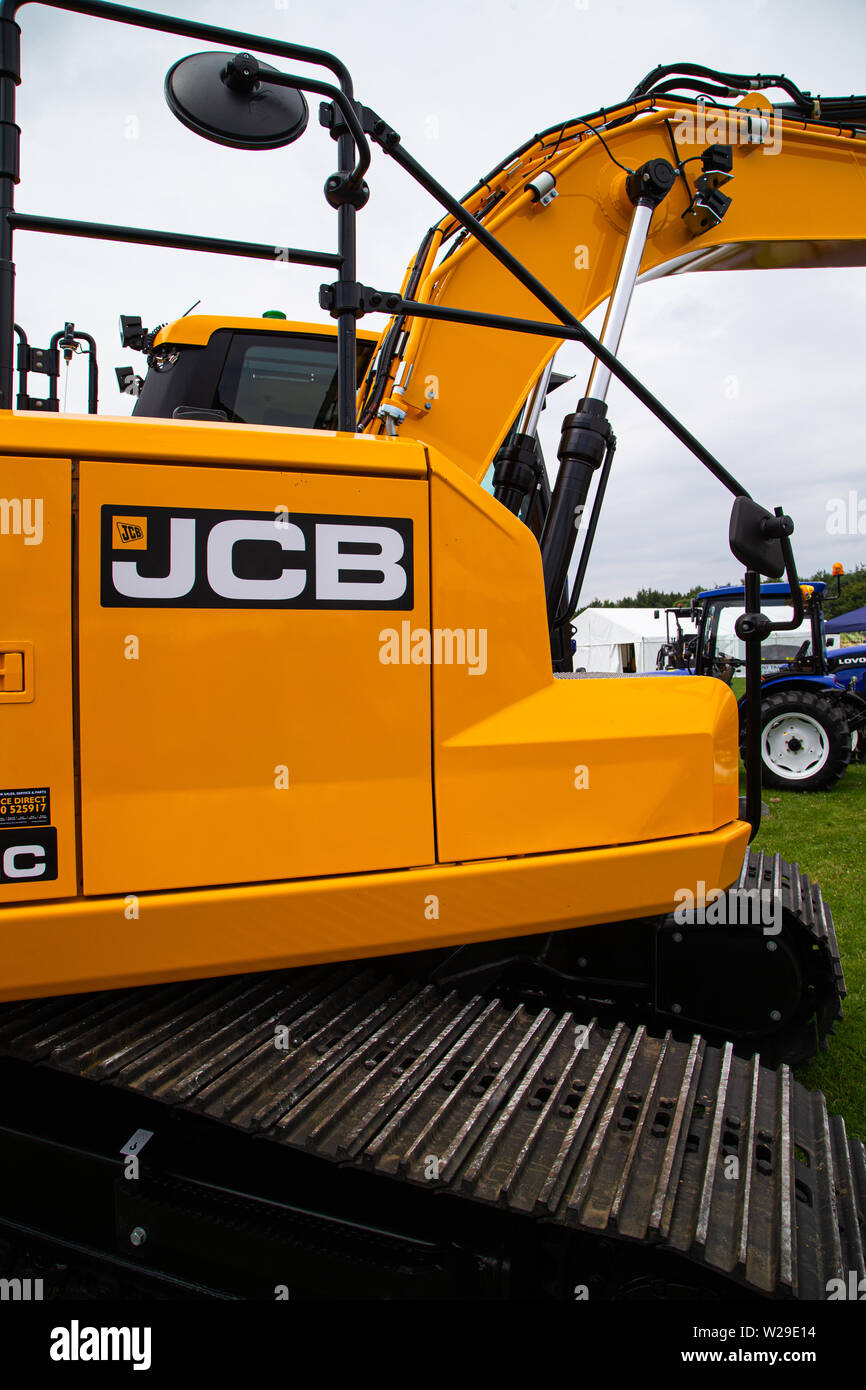 90th Kent County Show, Detling, 6th July 2019. A JCB Tracked Excavator 140X on display. Stock Photo