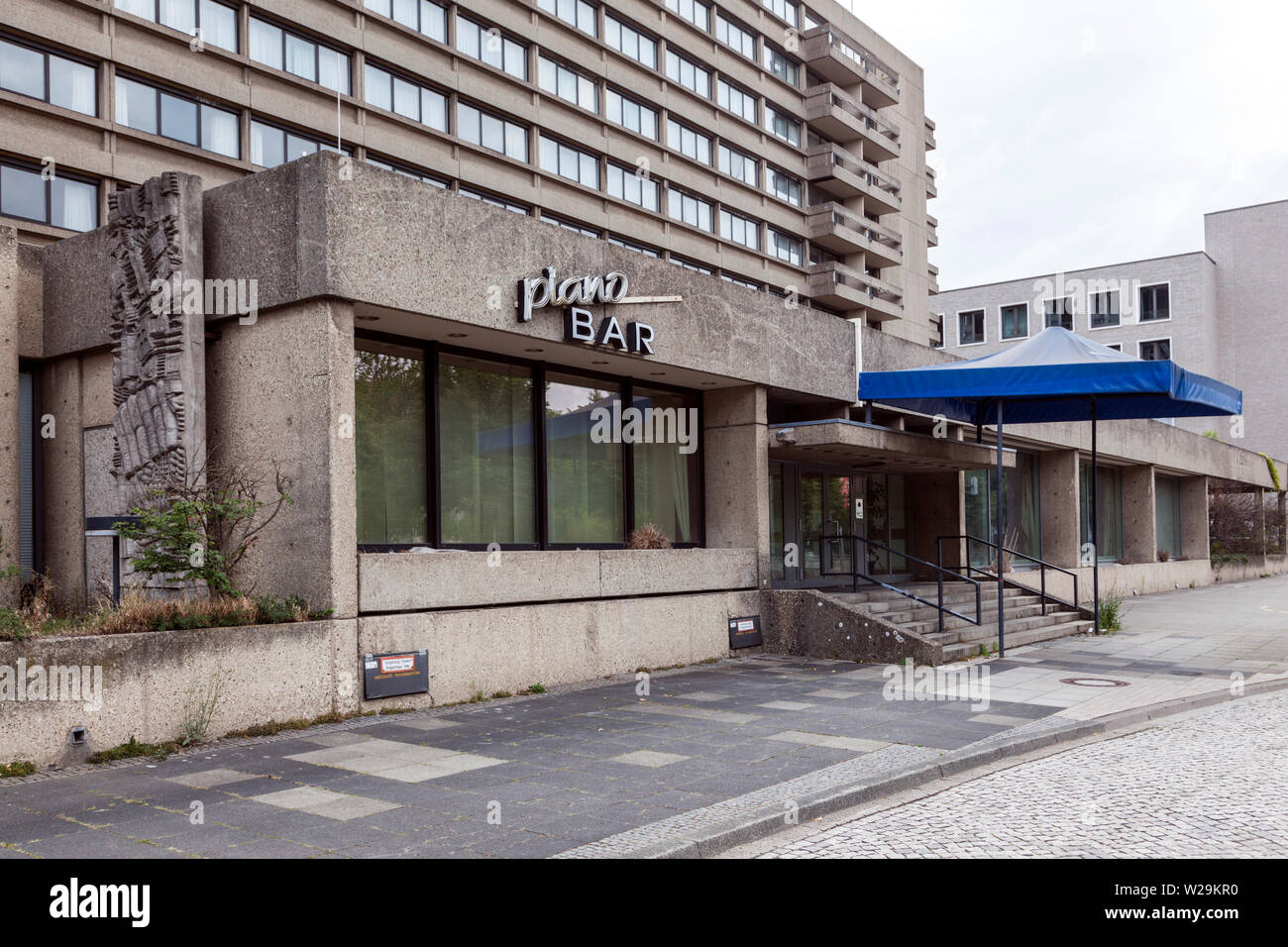 Vacant Maritim Grand Hotel in Hannover, opposite the city hall Stock
