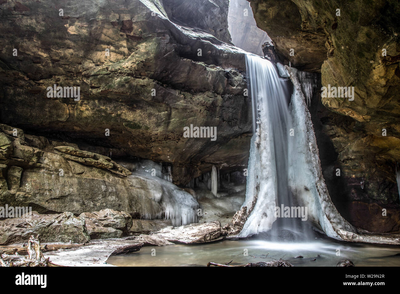 Frozen waterfall in Hocking Hills State Park in southeastern Ohio Stock Photo Alamy
