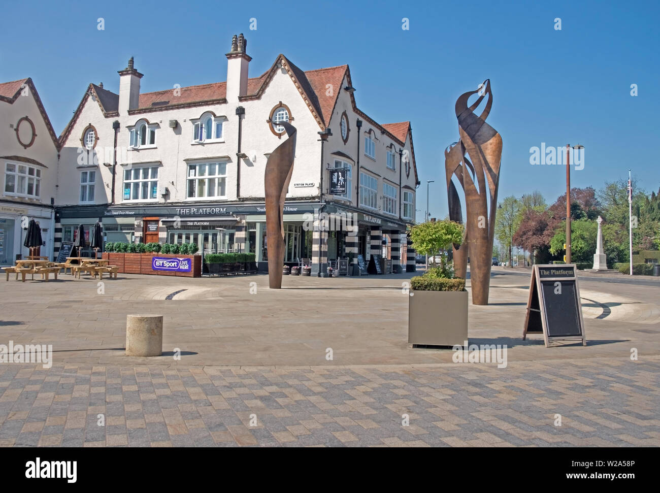 Letchworth Garden City Hertfordshire The Platform Pub Square Stock