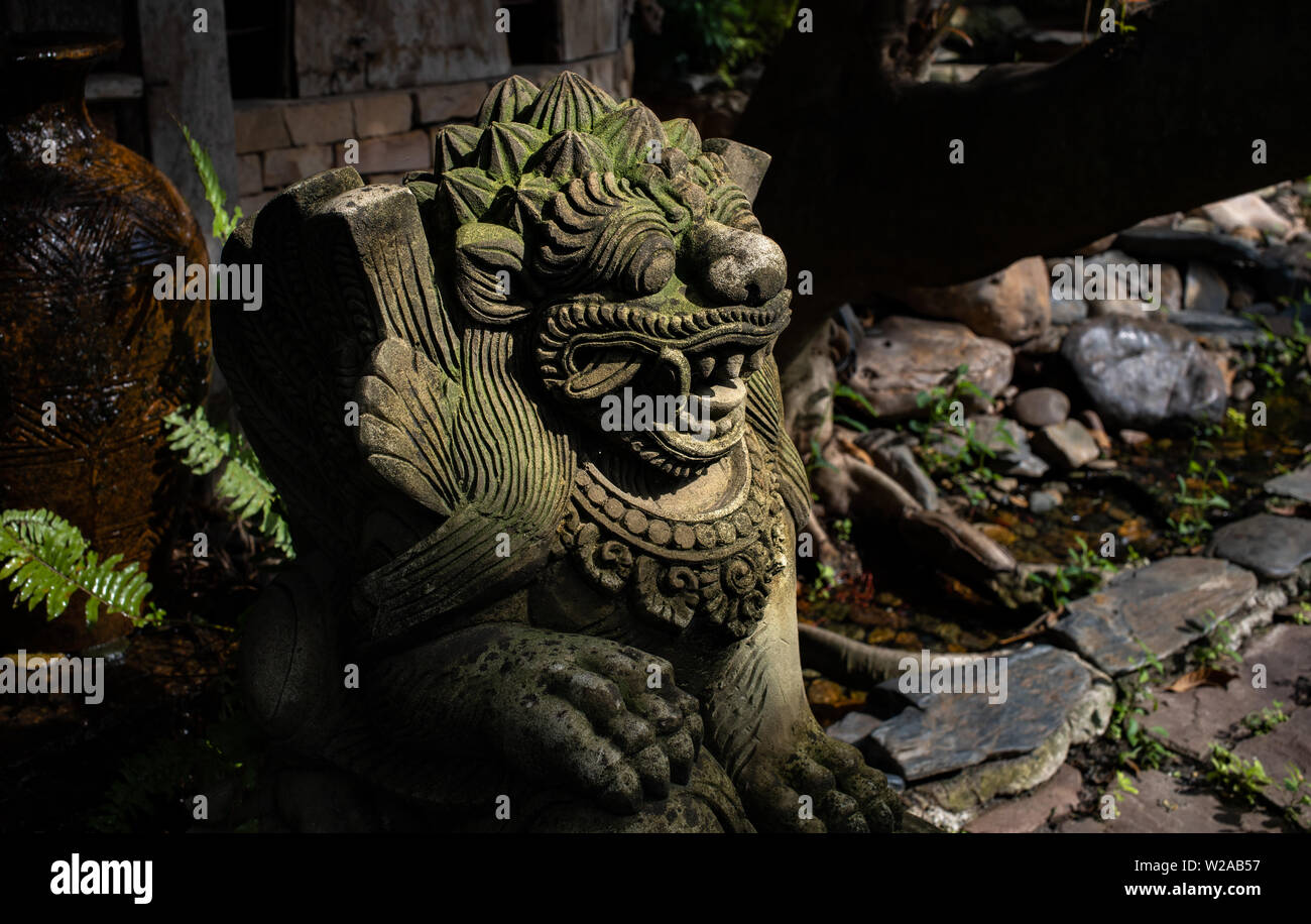 Stone Lion Statue of Bali Stock Photo Alamy