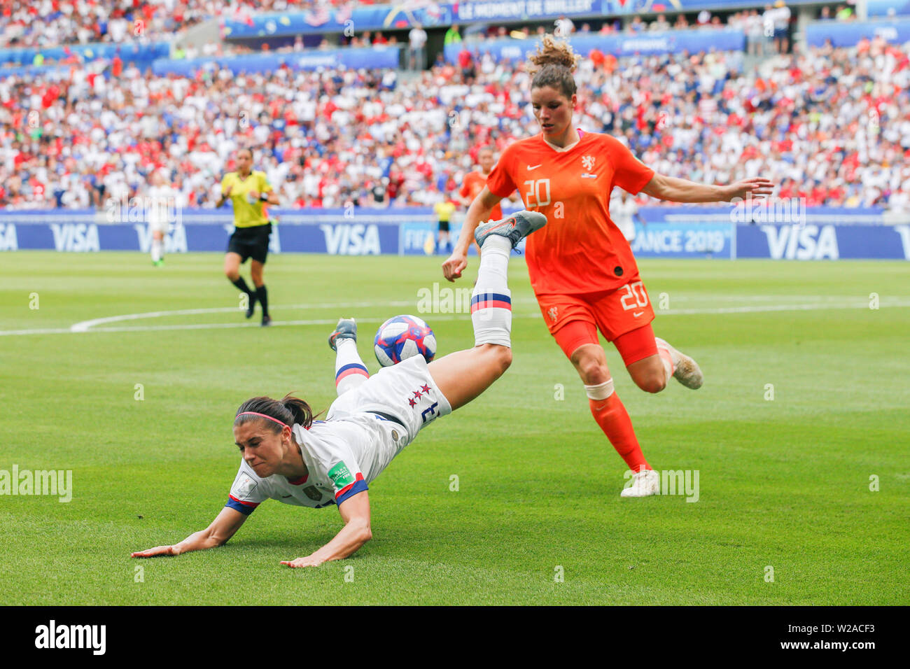 Alex morgan hi-res stock photography and images - Page 8 - Alamy