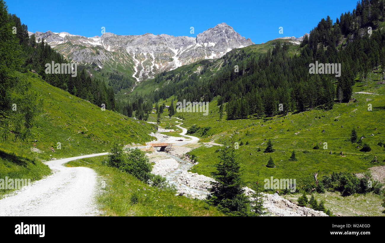 Austria, Radstaedter Tauern, panorama with hiking way in Niedere Tauern in Austrian Alps, June 2019 Stock Photo