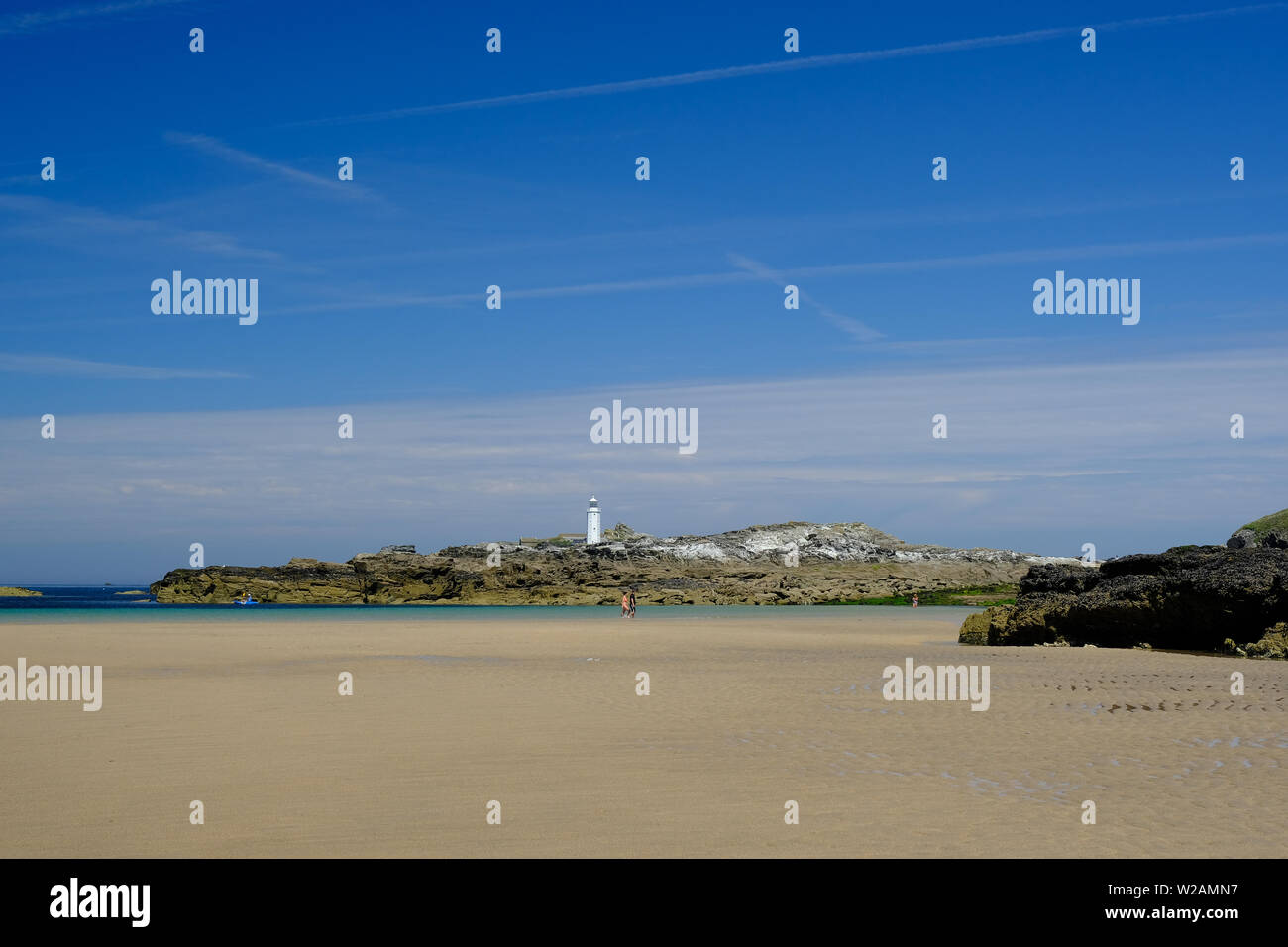 Godrevy Lighthouse and beach on the Cornish coast Stock Photo