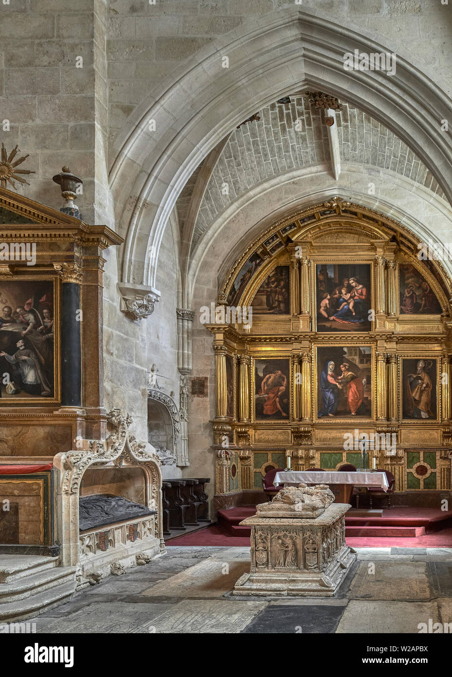 Chapel of the Visitation of the family Colonia and recumbent statue of
