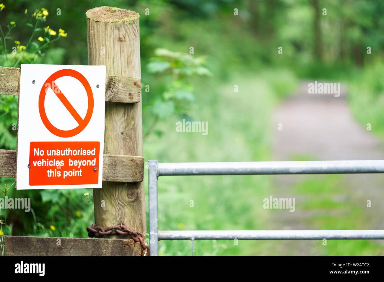 No unauthorised access beyond this point sign at entrance gate Stock ...