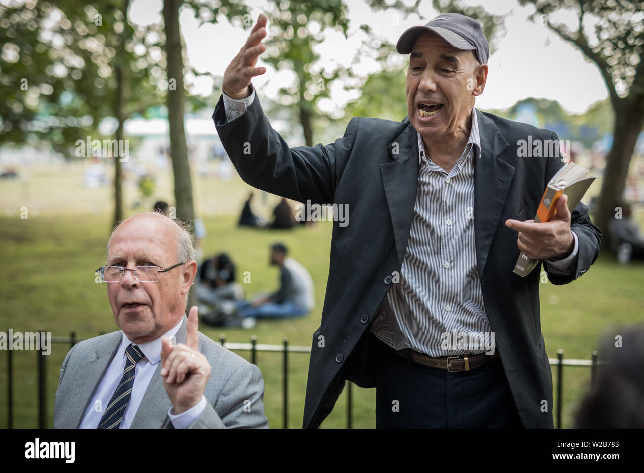North east corner of hyde park hi-res stock photography and images - Alamy