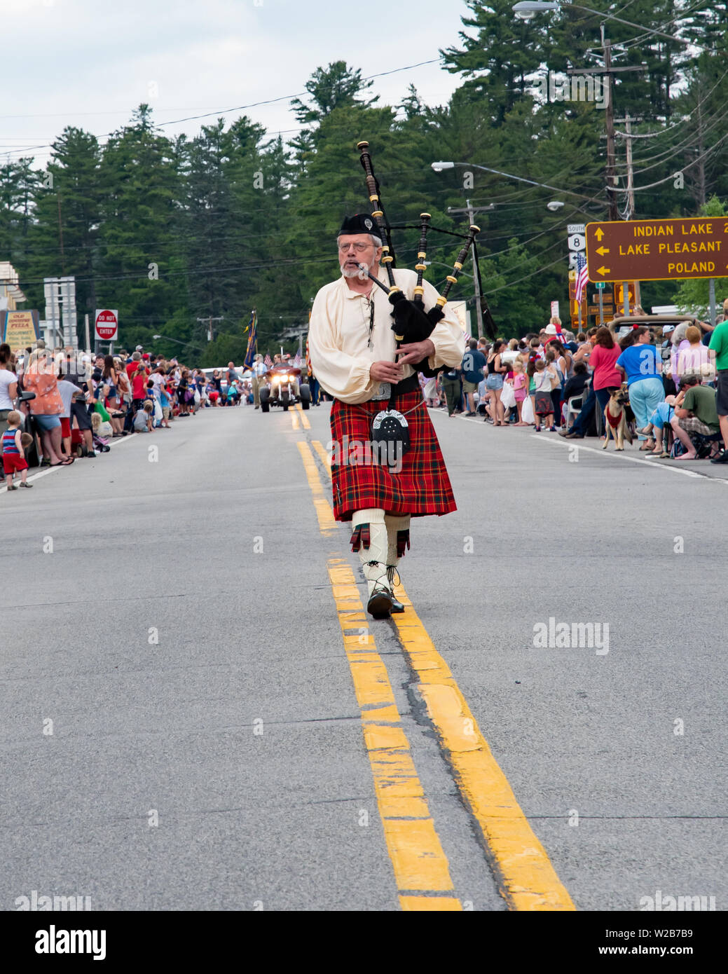 4th of july parade hires stock photography and images Alamy
