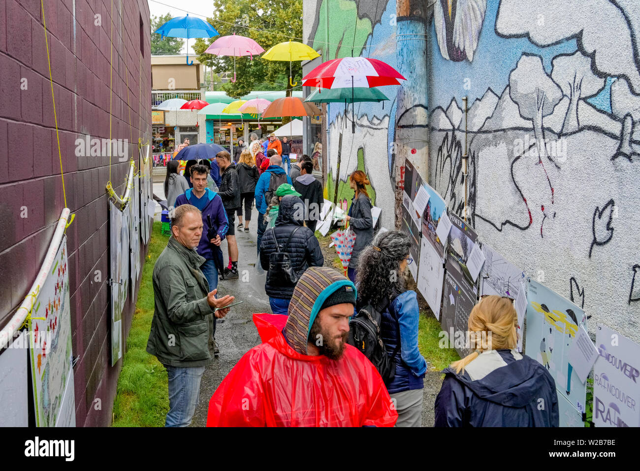 Life Between Umbrellas exhibit, design competition for rainfriendly