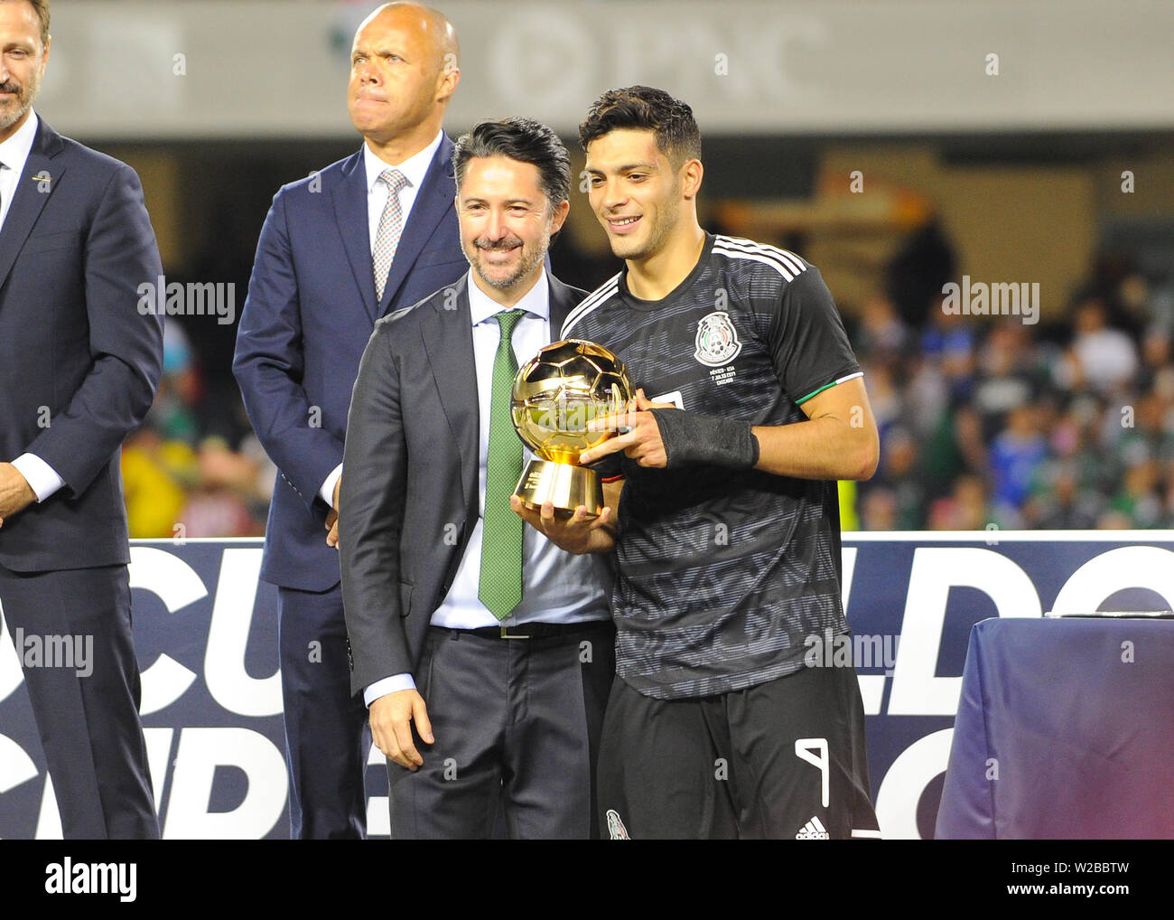 Chicago, IL, USA. 07th July, 2019. Mexico forward, Raul Jimenez (9), receives an award after the 2019 CONCACAF Gold Cup, championship match, between the United States and Mexico, at Soldier Field in Chicago, IL. Credit: Kevin Langley/CSM/Alamy Live News Stock Photo