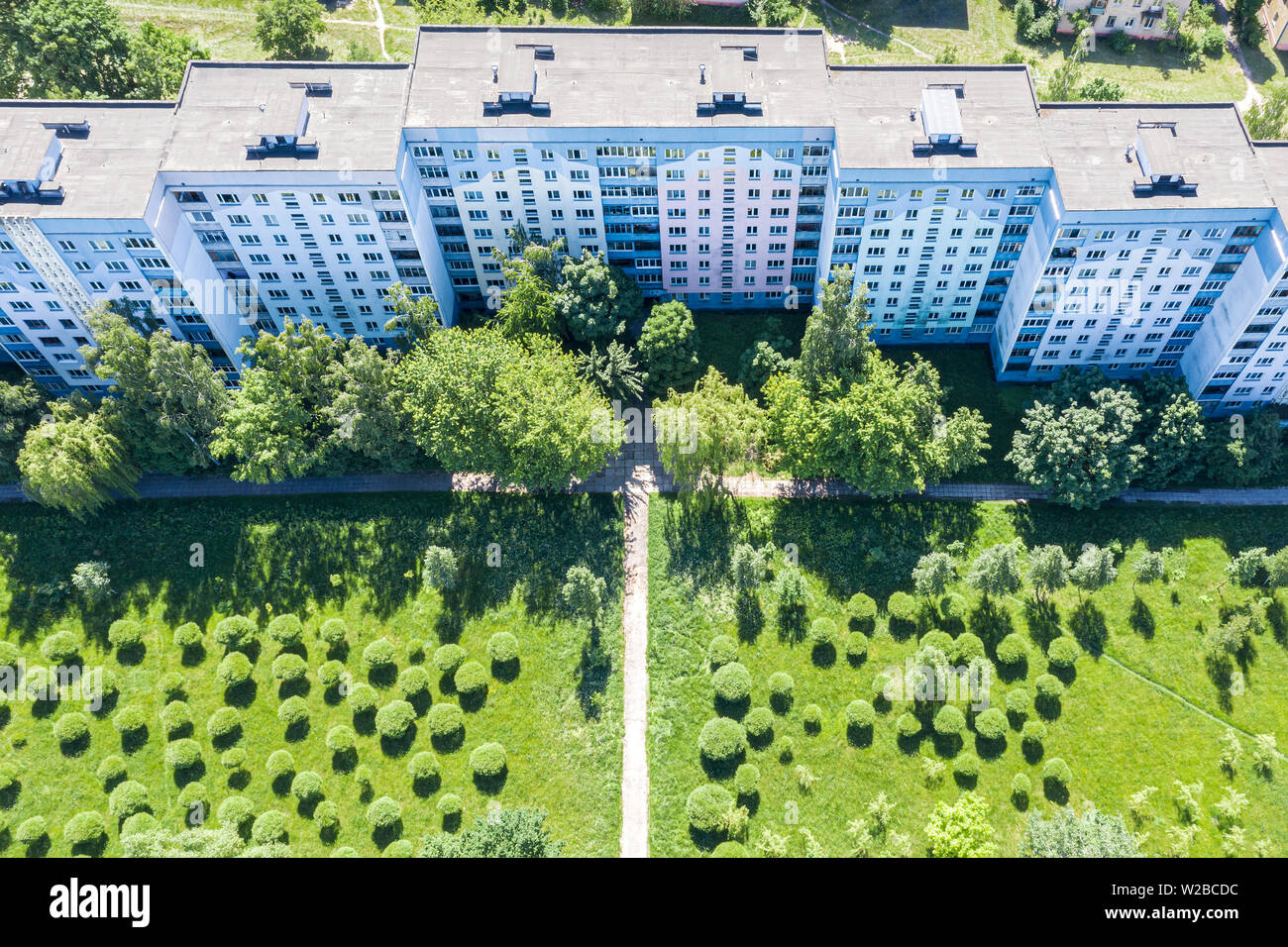 Picture of Suburban high rise hi-res stock photography and images - Alamy