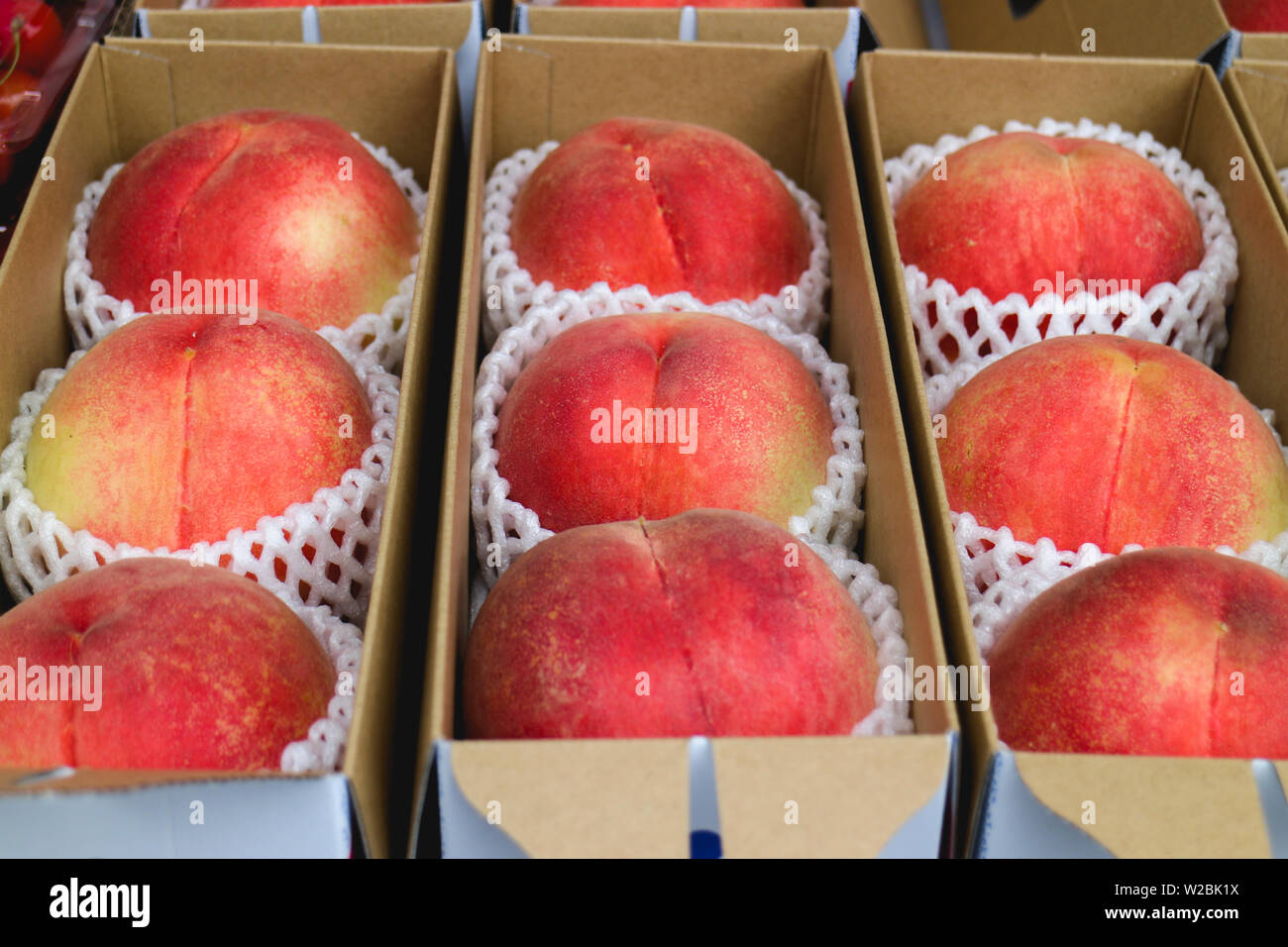 Japanese expensive peach Stock Photo Alamy