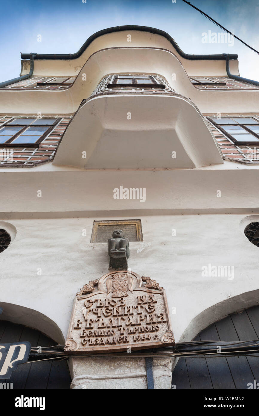 Bulgaria, Central Mountains, Veliko Tarnovo, elevated view of Varosha