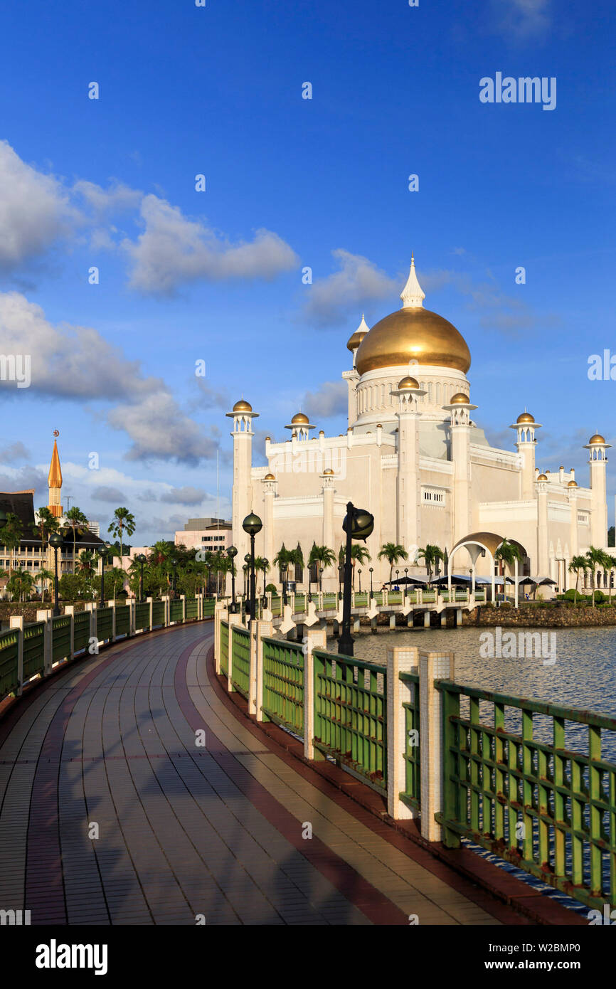 Kingdom of Brunei, Bandar Seri Begawan, Omar Ali Saifuddien Mosque Stock Photo