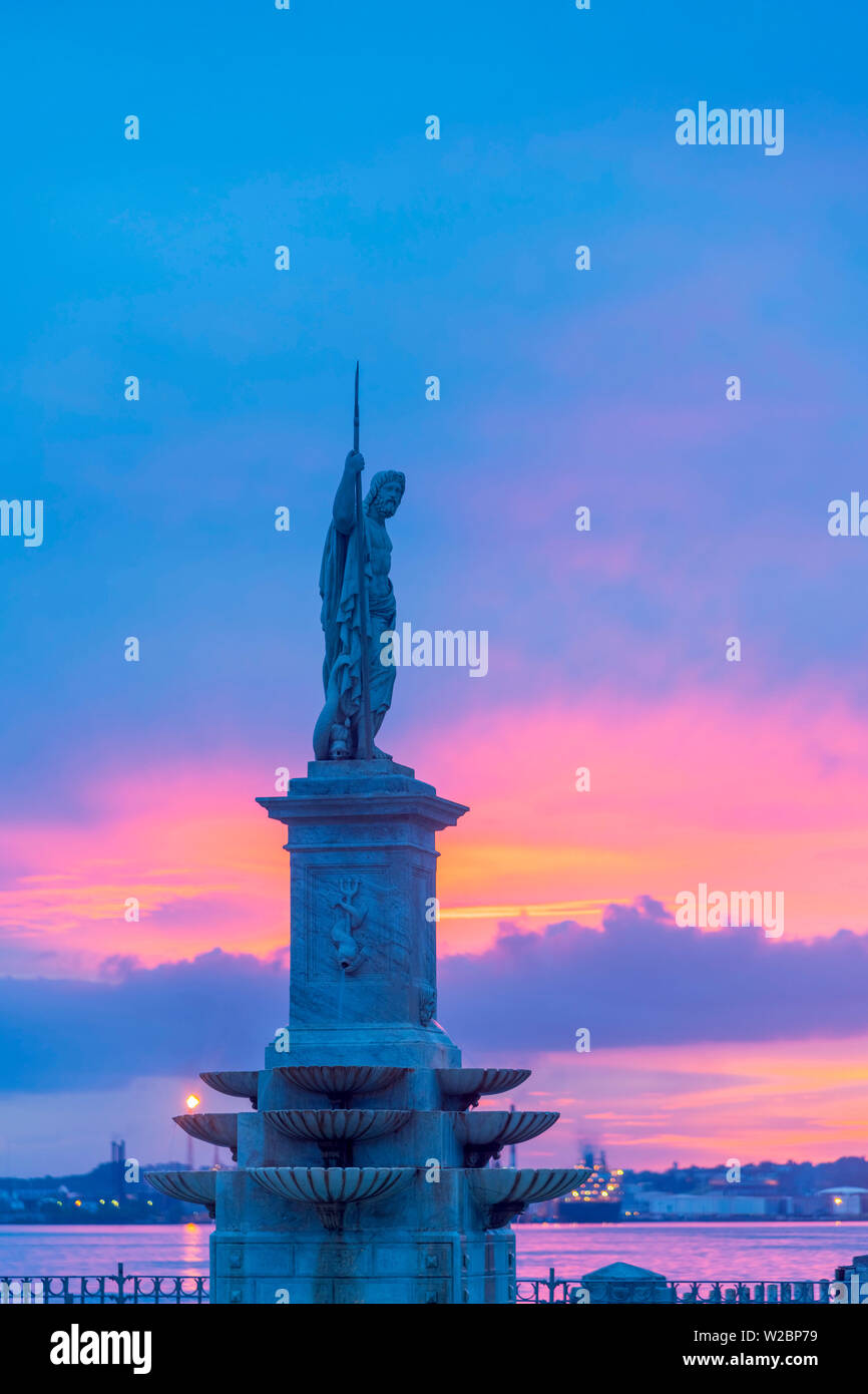 Cuba, Havana, The Malecon, Neptune Statue Stock Photo