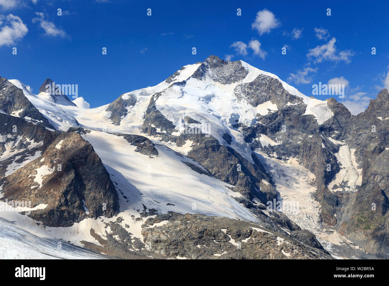 Switzerland, Graubunden, Upper Engadine, St. Moritz, Diavolezza (2978m), view of Glaciers and Piz Bernina Mountain (4049m) Stock Photo