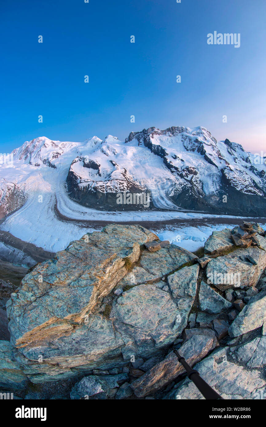 Monte rosa range hi-res stock photography and images - Alamy