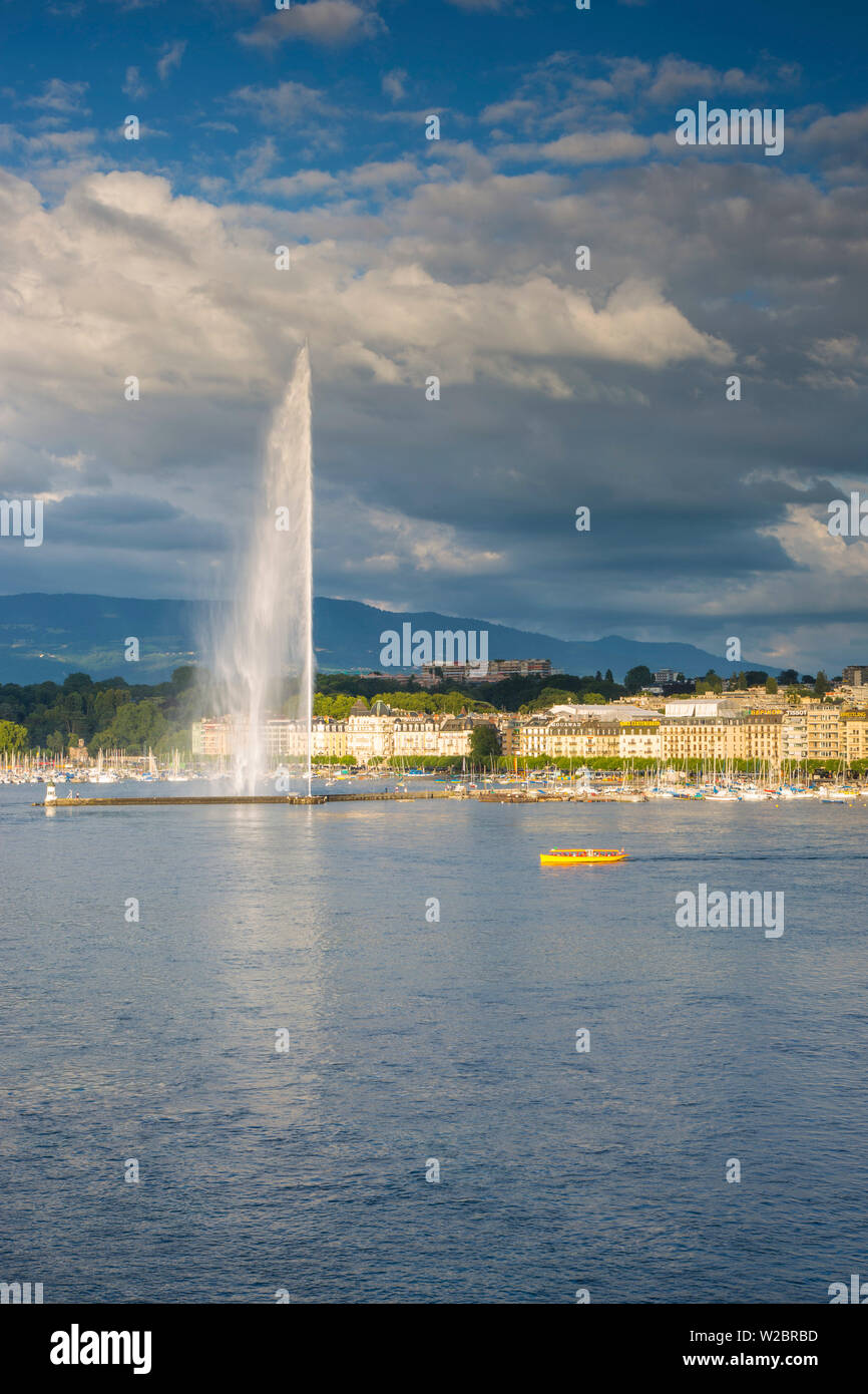 Jet d'eau on Lake Geneva, Geneva, Switzerland Stock Photo