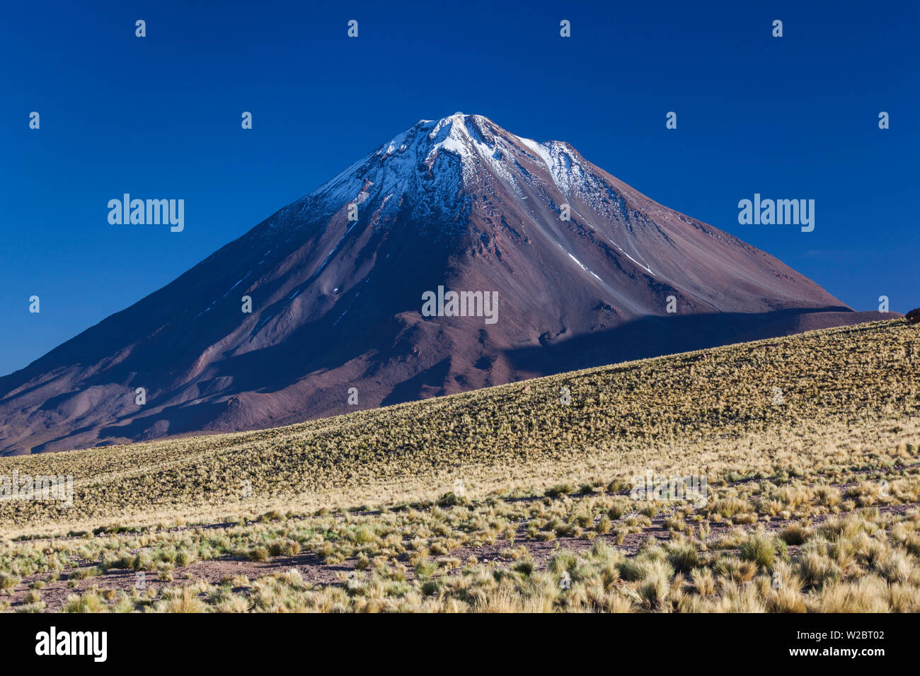 Chile, Atacama Desert, San Pedro de Atacama, Ruta 27 CH highway, view of the Volcan Chacabuco volcano Stock Photo