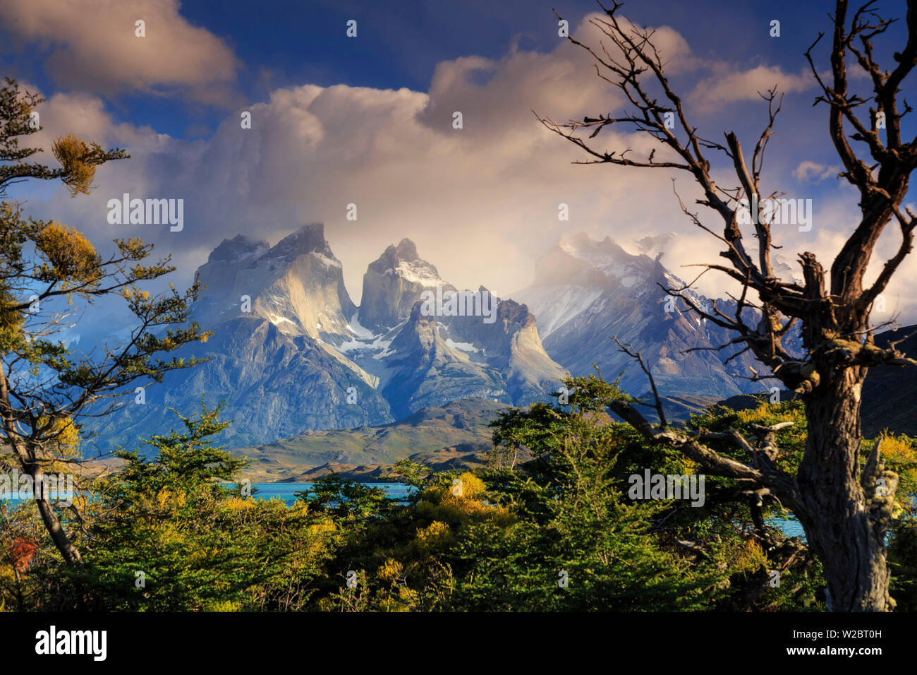 Chile, Patagonia, Torres del Paine National Park (UNESCO Site), Cuernos del Paine peaks and Lake Pehoe Stock Photo