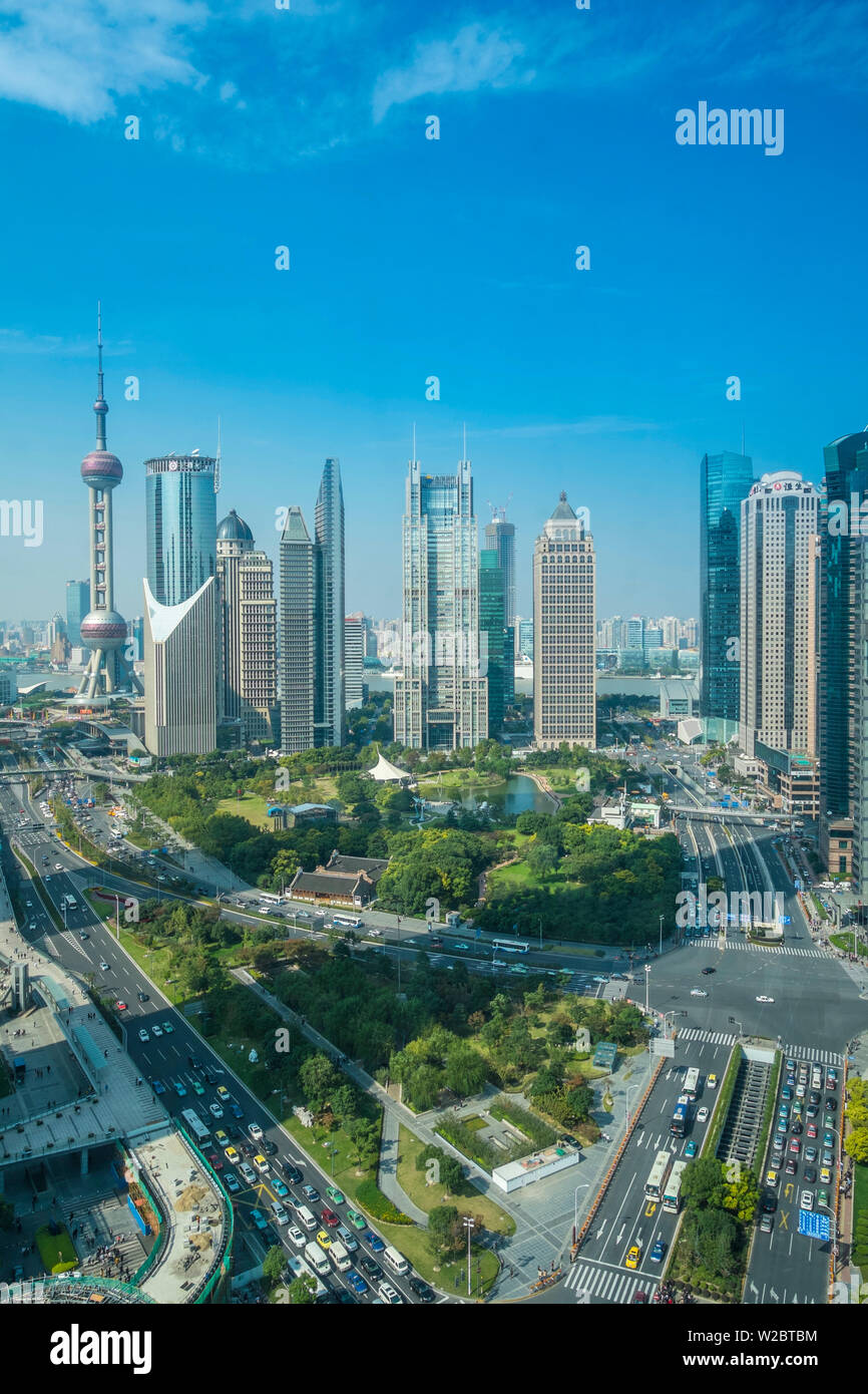 Oriental Pearl Tower and Lujiazui skyline, Pudong, Shanghai, China Stock Photo