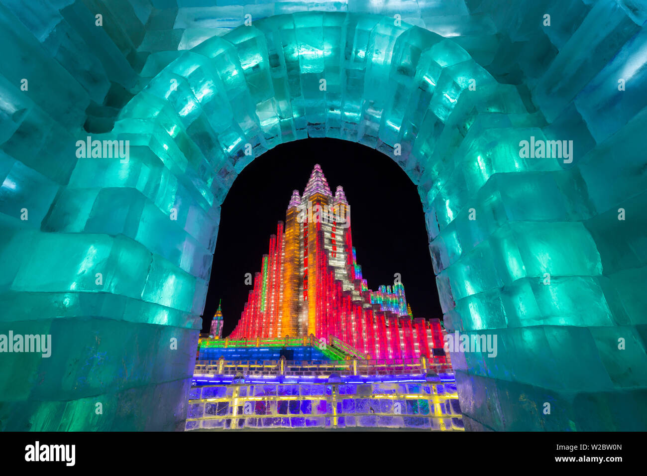 Spectacular illuminated ice sculptures at the Harbin Ice and Snow Festival in Heilongjiang Province, Harbin,  China Stock Photo