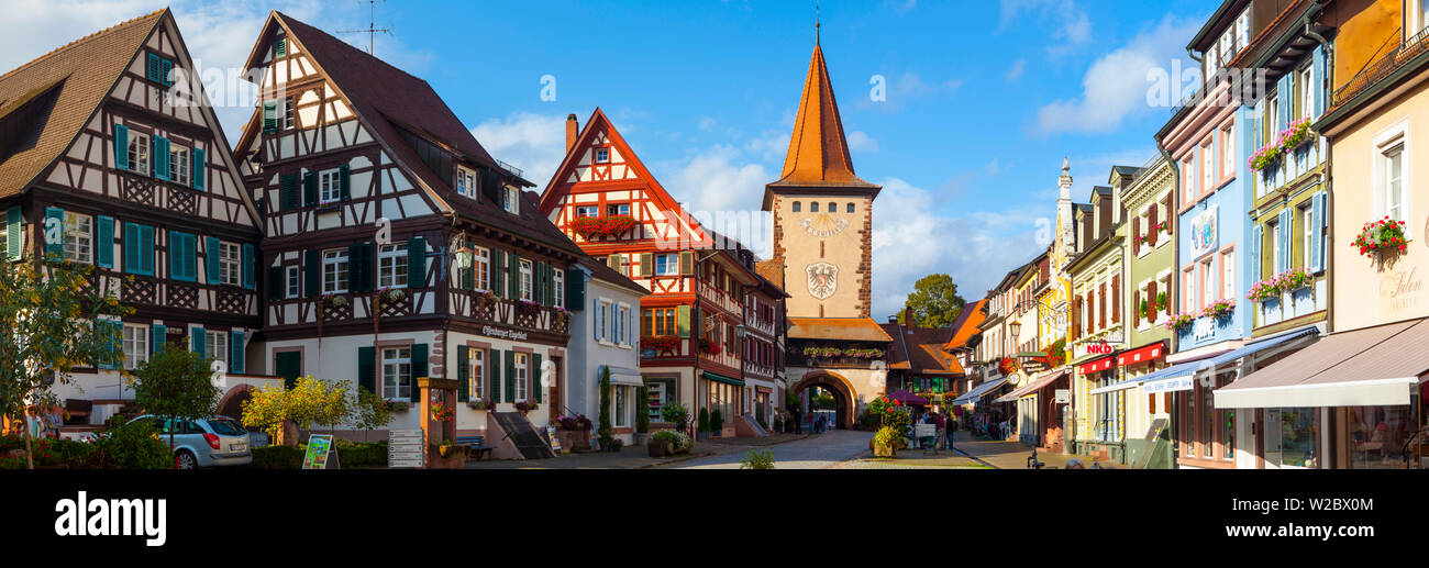 Oberturm Tower in Gengenbach's picturesque Altstad (Old Town), Gengenbach, Kinzigtal Valley, Black Forest, Baden Wurttemberg, Germany, Europe Stock Photo
