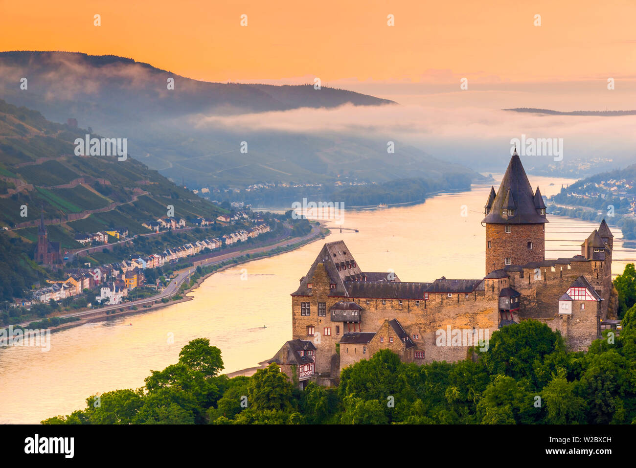 Germany, Rhineland Palatinate, Bacharach, Burg Stahleck (Stahleck Castle), River Rhine Stock Photo
