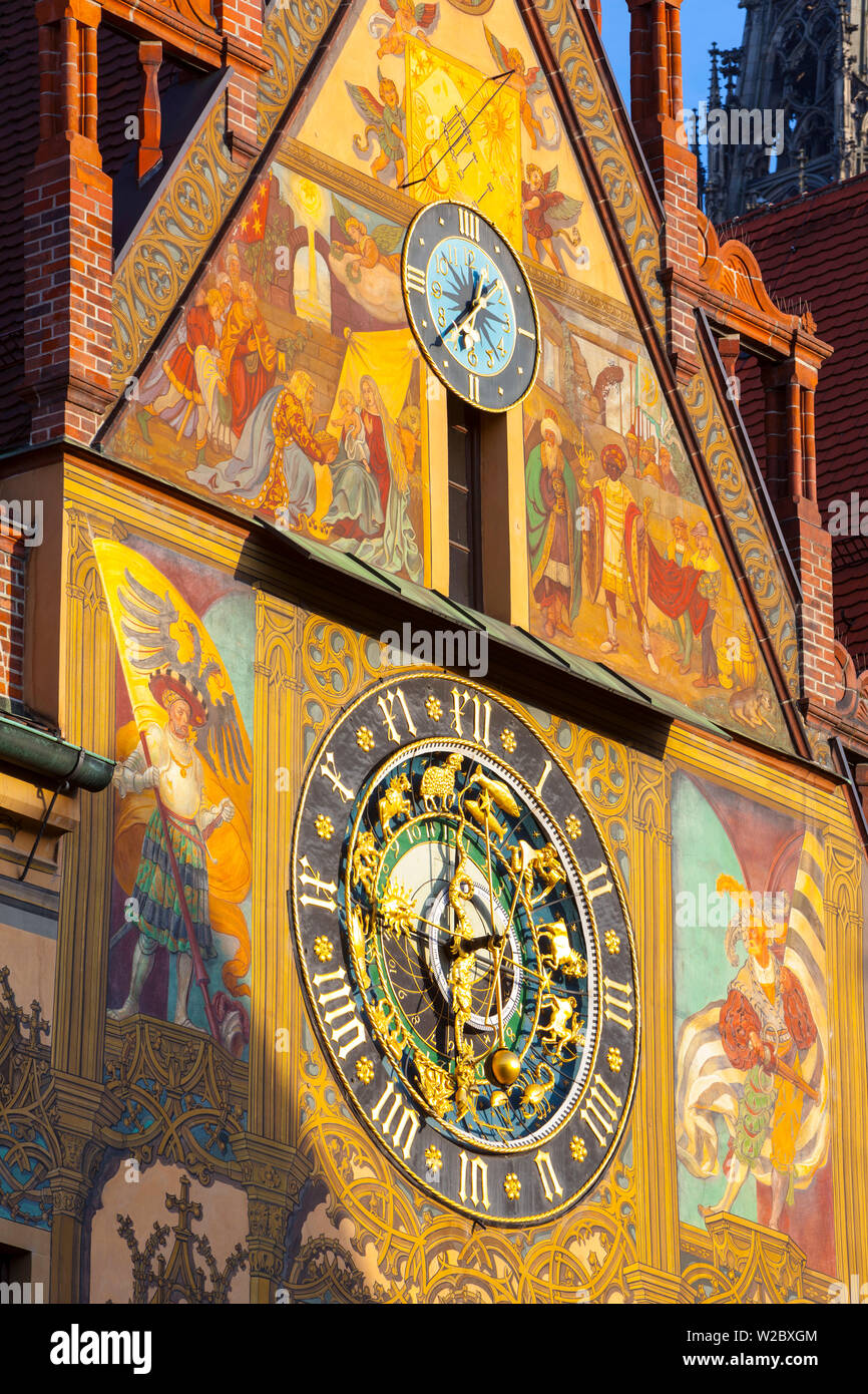 Astronomical Clock on Ulm's decorative Town Hall (Altes Rathaus), Ulm, Baden-Wurttemberg, Germany Stock Photo