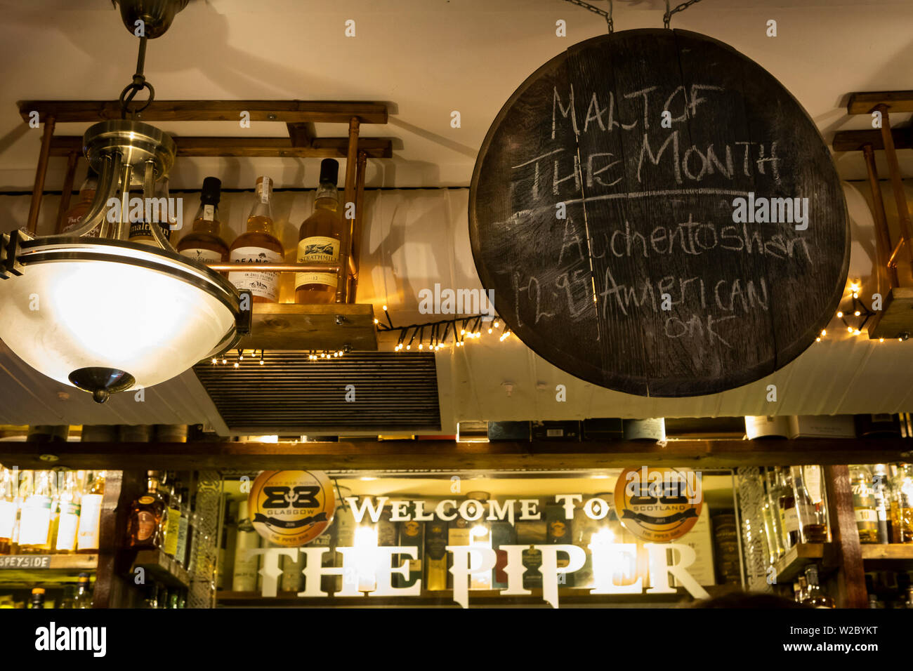 the Piper Pub at George Square in Glasgow Stock Photo