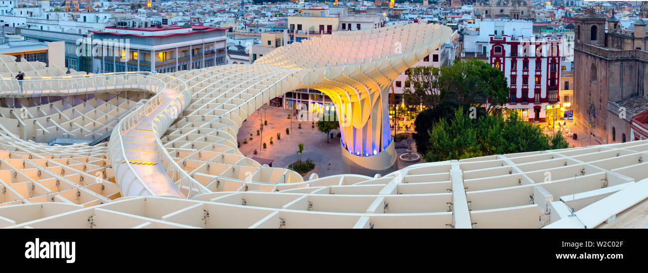 Spain, Andalucia, Seville Province, Seville, Plaza de la Encarnacion, Metropol Parasol by architect Jurgen Mayer-Hermann Stock Photo