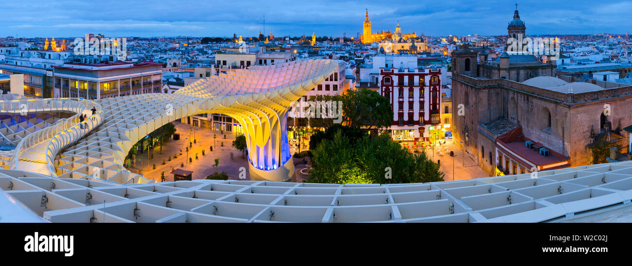 Spain, Andalucia, Seville Province, Seville, Plaza de la Encarnacion, Metropol Parasol by architect Jurgen Mayer-Hermann Stock Photo