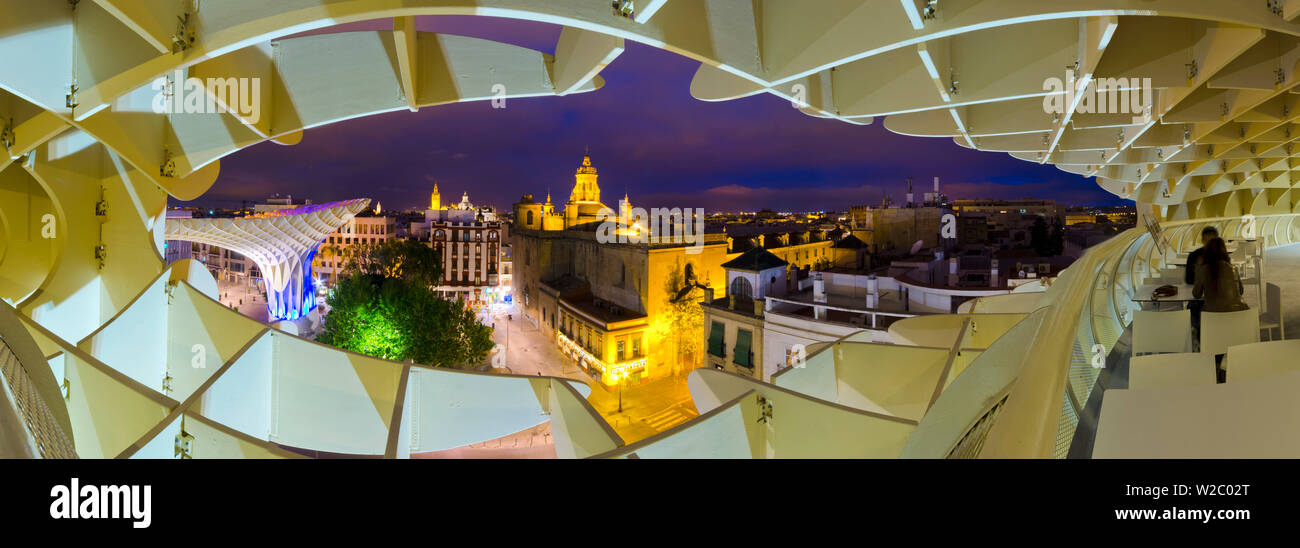 Spain, Andalucia, Seville Province, Seville, Plaza de la Encarnacion, Metropol Parasol by architect Jurgen Mayer-Hermann Stock Photo