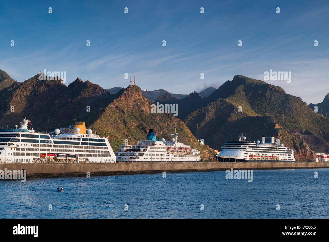 Spain Canary Islands Tenerife Santa Cruz De Tenerife Port Cruise Ships Stock Photo Alamy