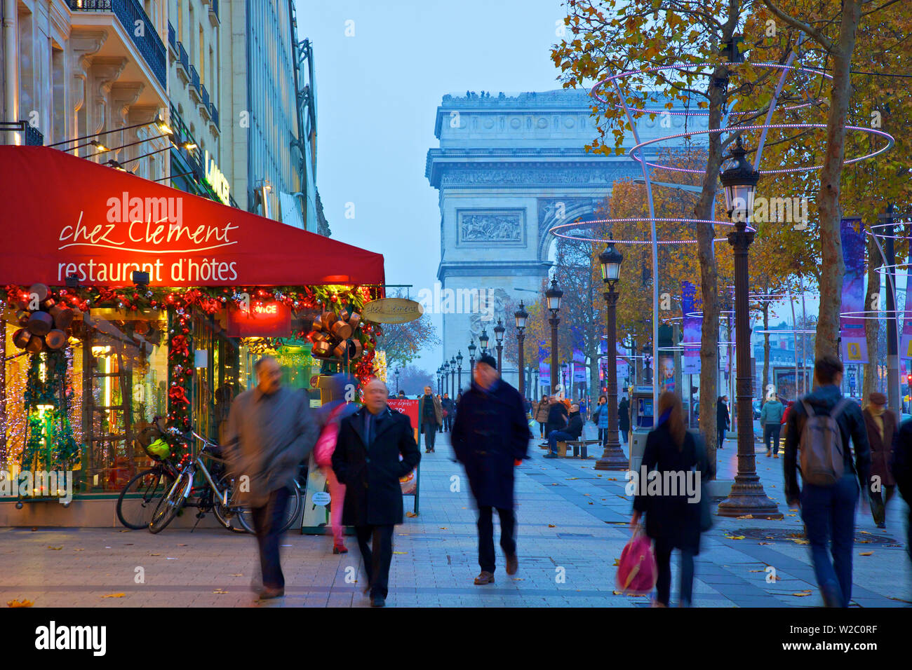 Xmas Decorations On Avenue des Champs-Elysees With Arc De Triomphe In Background,  Paris, France, Western Europe. Stock Photo