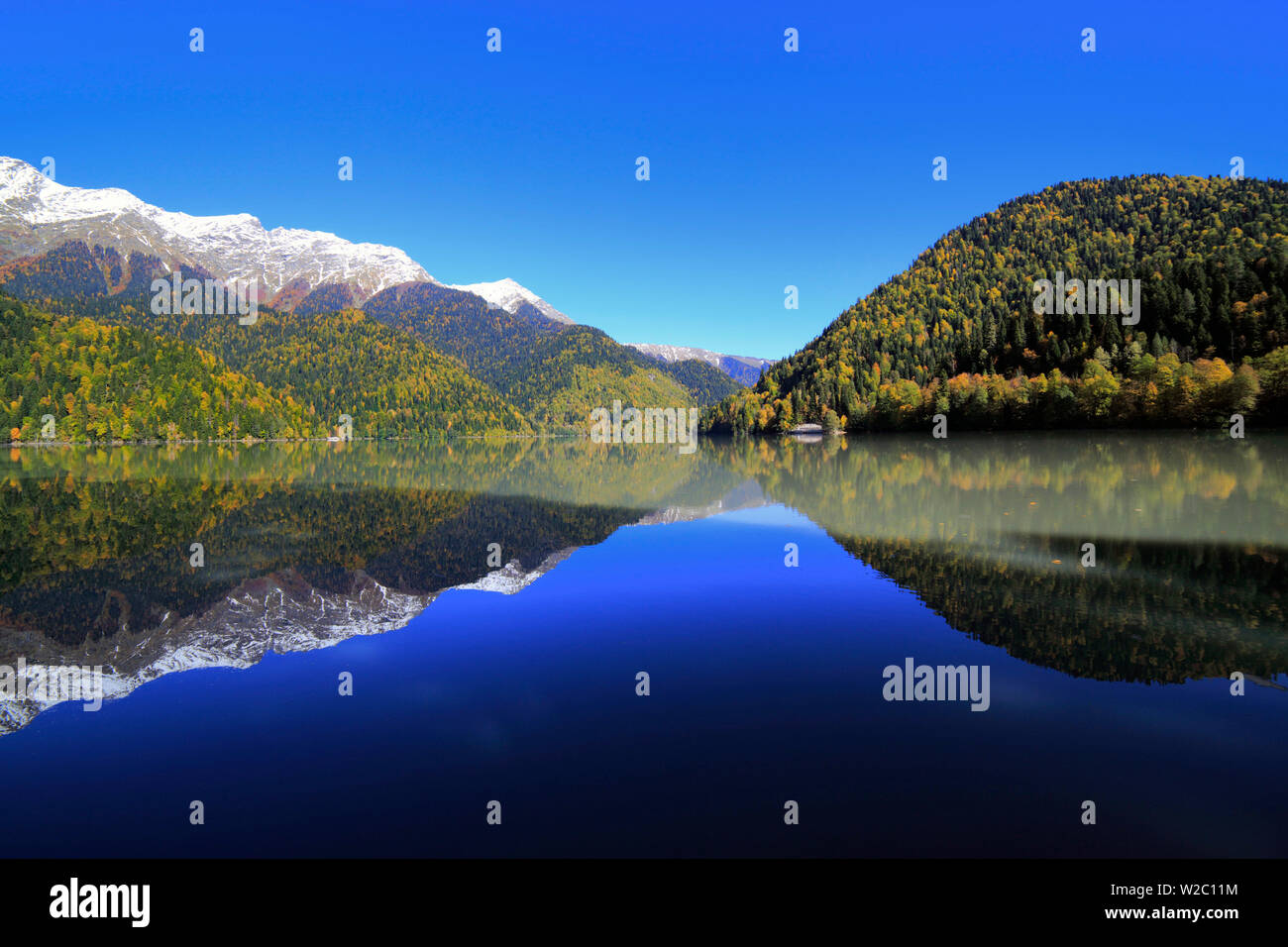 Lake Ritsa, Caucasus mountains, Abkhazia, Georgia Stock Photo